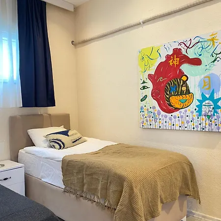 Stylish 2br Lagoon Views *